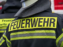 Bayern: Kanister mit Milchsäure in Lastwagen ausgelaufen