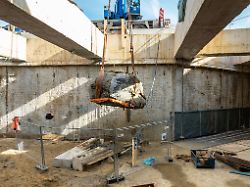 Hamburg & Schleswig-Holstein: Hamburger Findling auf den Namen "Bramfels" getauft