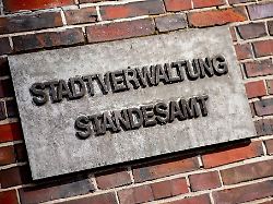 Niedersachsen & Bremen: Bürgermeister schon mit 18? Jugendkommission fordert Reform