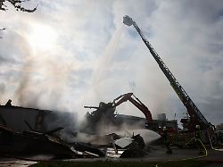 Baden-Württemberg: Disco-Feuer in Kehl: Brandermittler vor Ort