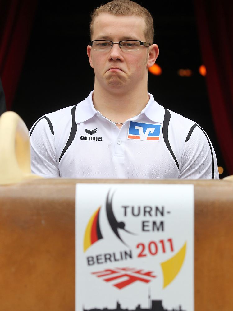 Verhinderter Vorturner: Superstar Fabian Hambüchen sah in Berlin, wie seine Teamkollegen über sich hinauswuchsen.