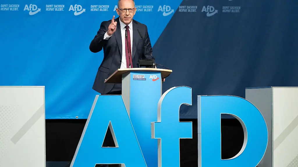 Mit-einem-Eilverfahren-gegen-die-Einstufung-als-gesichert-rechtsextremistische-Bestrebung-durch-den-Verfassungsschutz-blieb-die-saechsische-AfD-erfolglos
