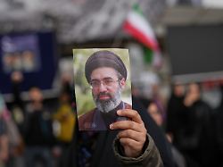 "Haben Epos geschaffen": Irans neuer Revolutionsführer erklärt sein Land zum Sieger