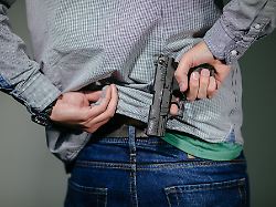 Sachsen: Rechtsextreme besitzen mehr als 400 Schusswaffen