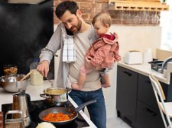 Bild: Bericht über Krankenkasse-Pläne: Mitversicherung soll für Pflegende kostenlos bleiben