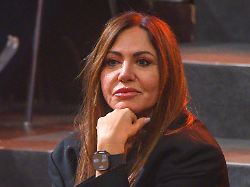 "Ich bin wieder hier" : Simone Thomalla meldet sich nach Hackerangriff zurück