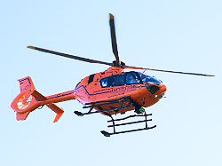 Niedersachsen & Bremen: Von Auto erfasst: Fußgänger lebensgefährlich verletzt