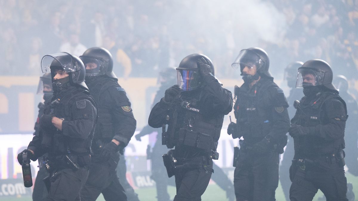 Vor dem Auswärtsspiel von Dynamo: Polizei stoppt Hooligan-Auseinandersetzung in Thüringen