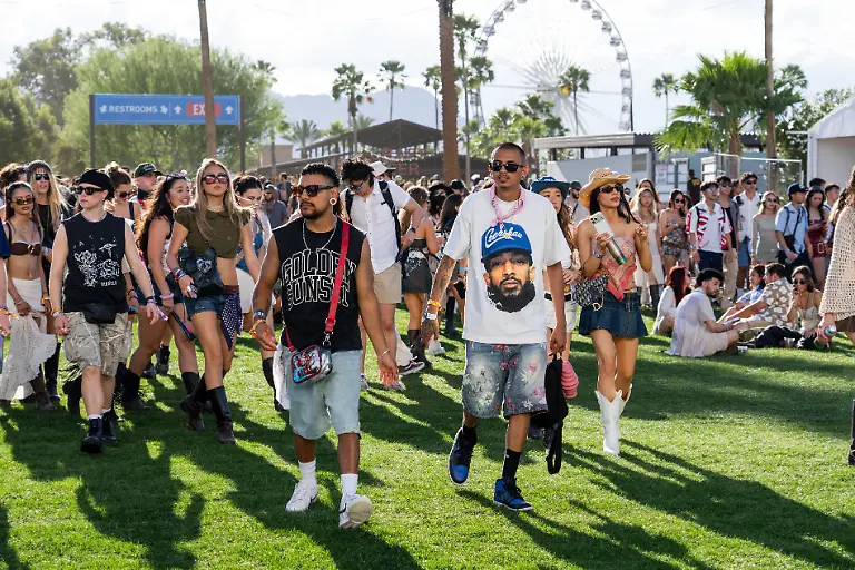 Festivalgoers-are-seen-during-the-first-weekend-of-Coachella-Valley-Music-and-Arts-Festival-on-Friday-April-10-2026-in-Indio-Calif