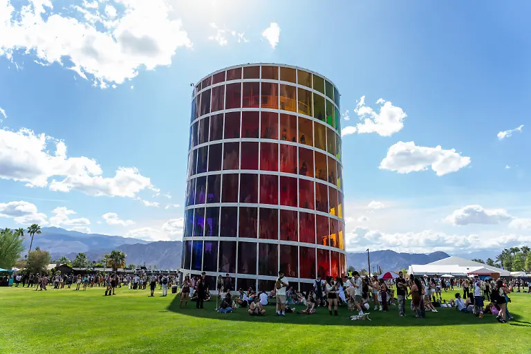 Festivalgoers-are-seen-during-the-first-weekend-of-Coachella-Valley-Music-and-Arts-Festival-on-Friday-April-10-2026-in-Indio-Calif