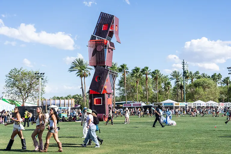 Festivalgoers-are-seen-during-the-first-weekend-of-Coachella-Valley-Music-and-Arts-Festival-on-Friday-April-10-2026-in-Indio-Calif
