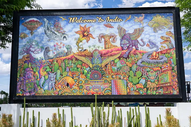 Festivalgoers-are-seen-during-the-first-weekend-of-Coachella-Valley-Music-and-Arts-Festival-on-Friday-April-10-2026-in-Indio-Calif