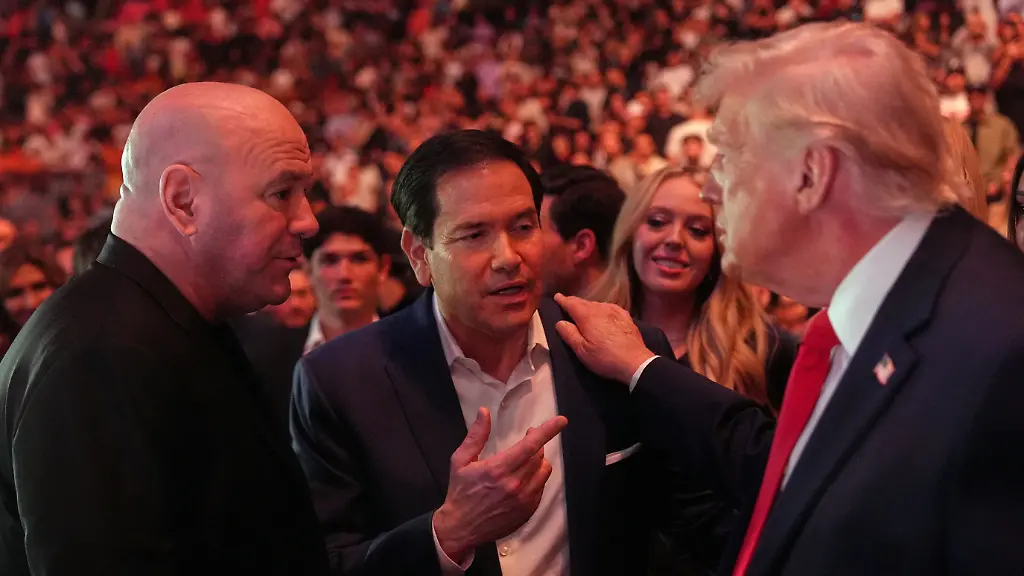 U-S-President-Donald-Trump-talks-with-U-S-Secretary-of-State-Marco-Rubio-and-UFC-CEO-Dana-White-while-attending-UFC-327-at-Kaseya-Center-in-Miami-Florida-U-S-April-11-2026