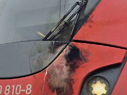 Evakuierung auf offener Strecke: Oberleitung stürzt im Kreis Mettmann auf S-Bahn