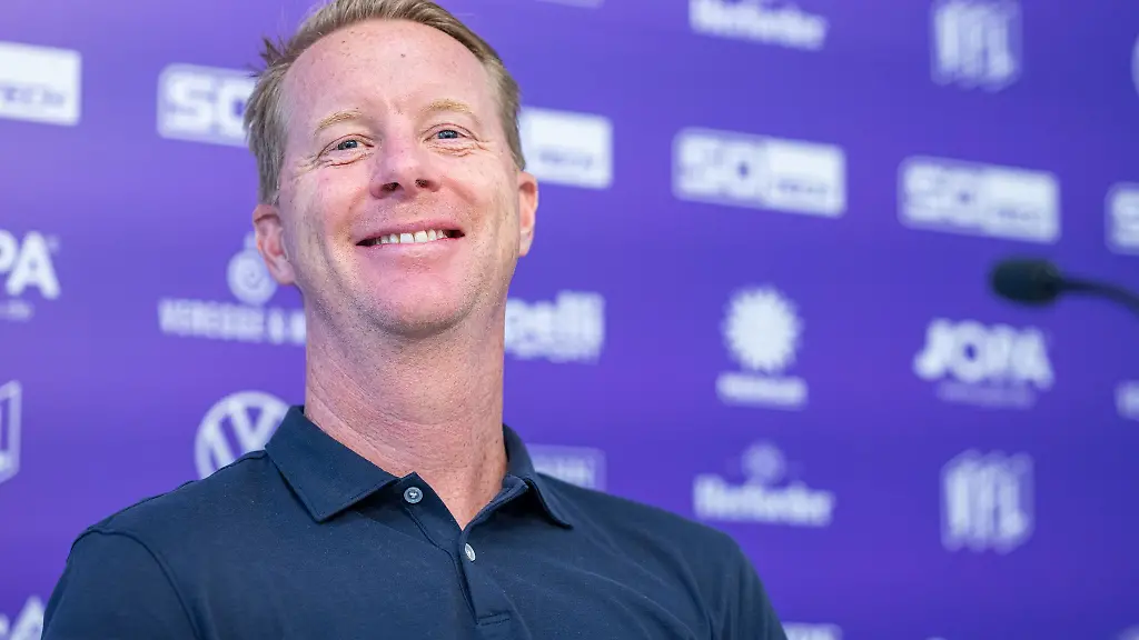 Timo-Schultz-steht-mit-dem-VfL-Osnabrueck-dicht-vor-dem-Aufstieg-in-die-Zweite-Liga