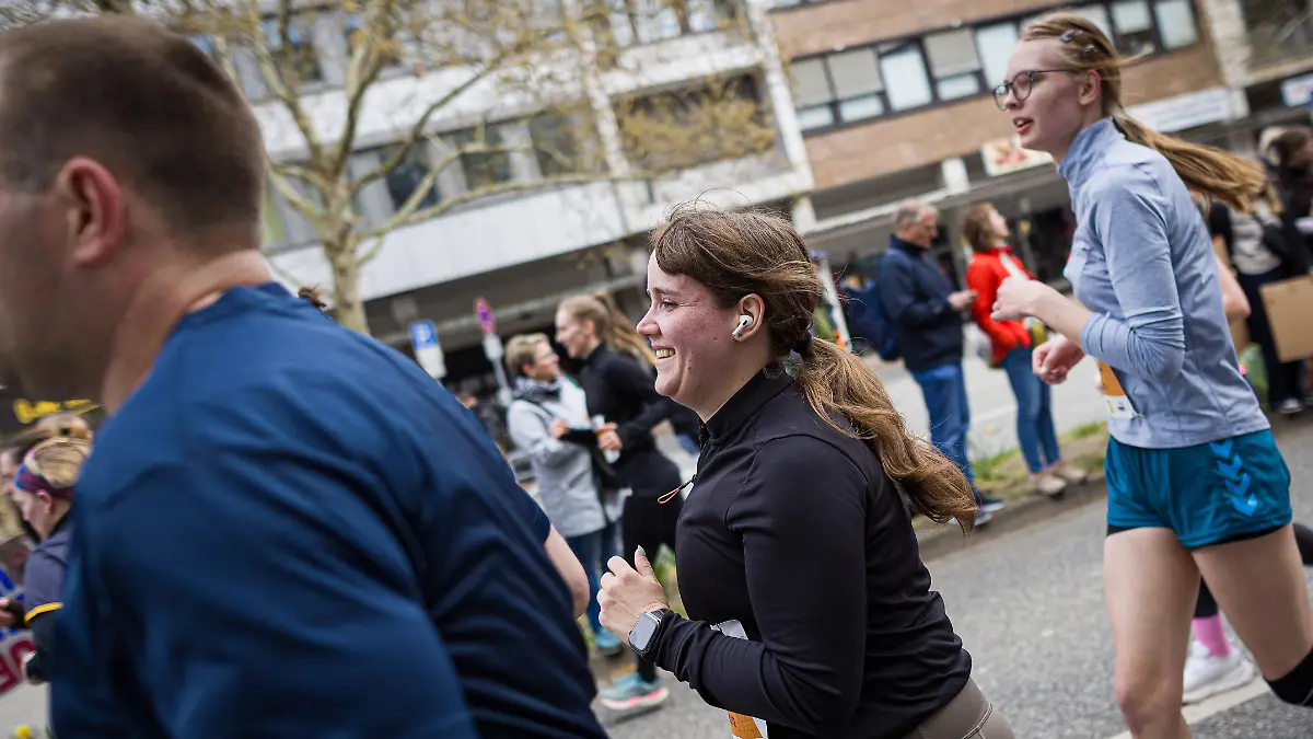 "Emotionaler Moment": Ricarda Lang meistert ihren ersten Halbmarathon