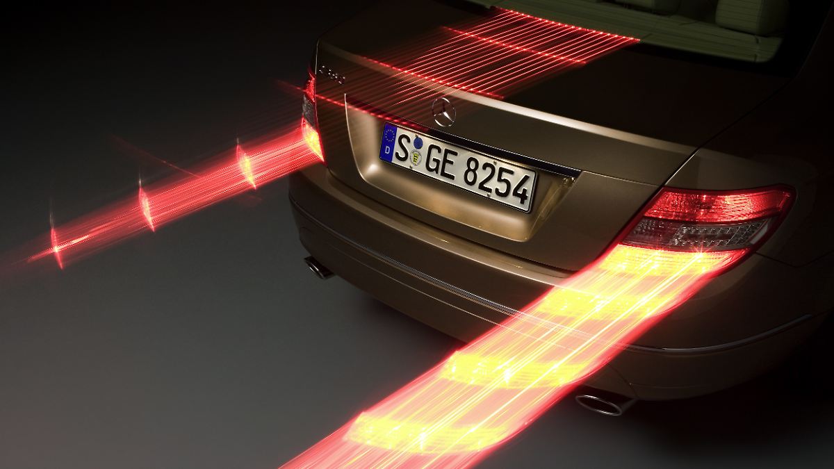 Voraussetzung für die Zulassung: Wie funktioniert das Bremslicht?