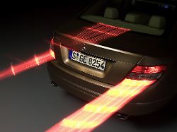 Das Bremslicht Ist Ein Unverzichtbarer Klassiker Der Sicherheitsausstattung Motorisierter Fahrezeuge