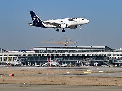 Baden-Württemberg: Auch am Dienstag Flugausfälle am Stuttgarter Flughafen