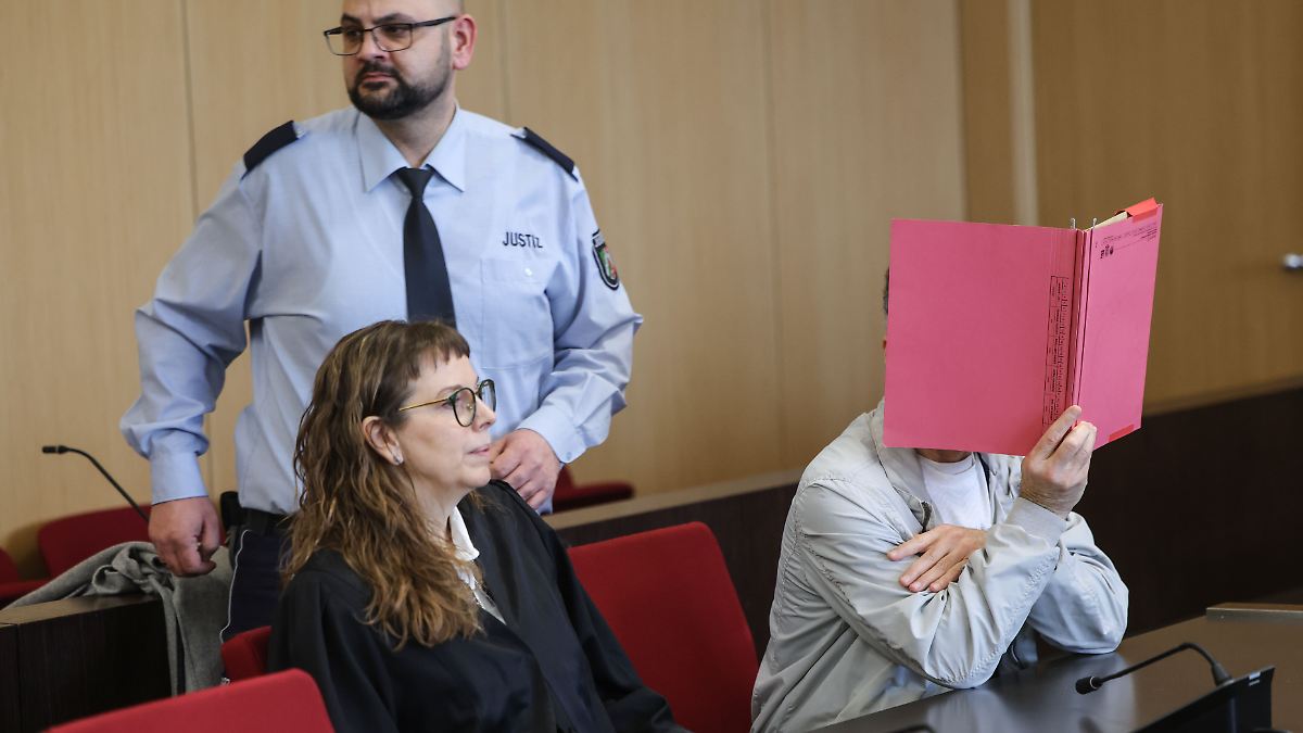 Professor 1984 erstochen: Angeklagter in Cold-Case-Prozess verlässt Gericht als freier Mann