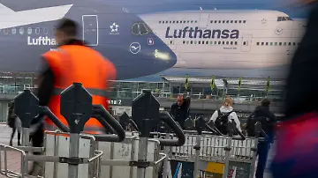 587445908