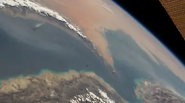 581551307