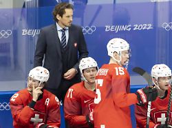 Spätes Geständnis in der Schweiz: Eishockey-Trainer fälschte Corona-Impfnachweis für Olympia