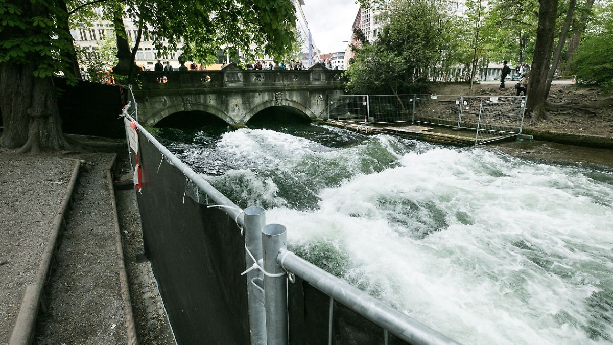 Ein Jahr nach tödlichem Unfall: Hat die Eisbachwelle noch eine Zukunft?