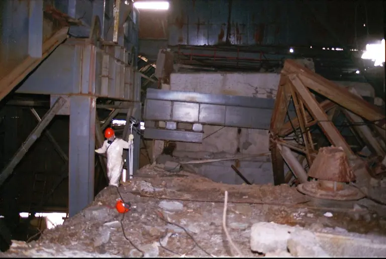 A-worker-does-maintenance-inside-of-the-Chernobyl-sarcophagus-near-Prypyat-Ukraine-on-Sunday-April-21-1996-The-No-4-reactor-was-entombed-in-a-steel-and-concrete-sarcophagus-after-the-1986-explosion-and-is-no-longer-operating-Friday-April-26-is-the-ten-year-anniversary-of-the-nuclear-accident-at-the-Chernobyl-nuclear-power-station-the-worst-nuclear-accident-in-history