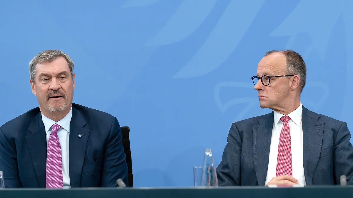 RTL/ntv Trendbarometer : Union fällt hinter AfD zurück, Merz auf neuem Rekordtief