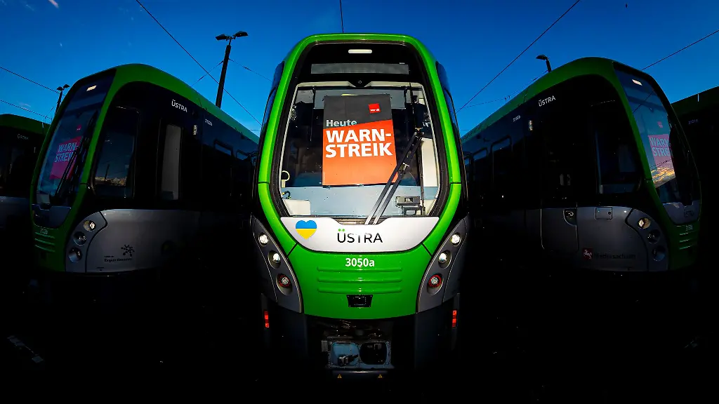 Viele-Stadtbahnen-werden-wegen-des-Warnstreiks-in-Niedersachsen-voraussichtlich-nicht-fahren