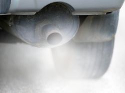 Hilfe für Verbrenner : Schwarz-Rot führt Autoindustrie in der Krise "auf die falsche Fährte"