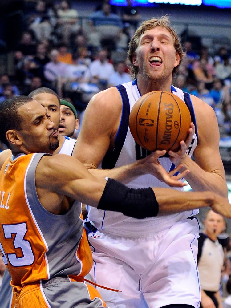 Trifft auch mit geschlossenen Augen: Dirk Nowitzki.