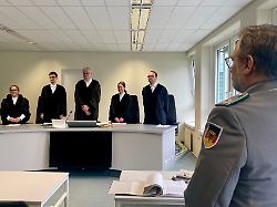 Militär sieht rechte Tendenzen: Anwalt will Ausbildung als Bundeswehr-Reservist einklagen