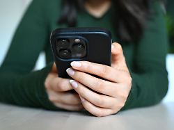 Thüringen: Digitale Gewalt: Wie Thüringen Frauen helfen will