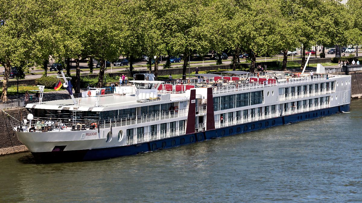Frau stürzt ins Wasser: Deutsche Seniorin stirbt bei Ausstieg von Kreuzfahrtschiff in Wien