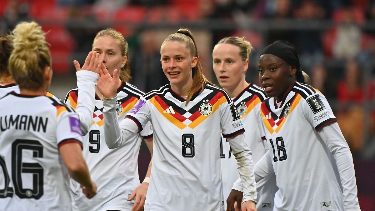 Gwinn-Aus überschattet Sieg: DFB-Frauen lösen Pflichtaufgabe in WM-Quali torreich