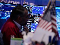 Ölpreise und Dollar geben nach: Aussicht auf neue US-Iran-Gespräche stützt Wall Street