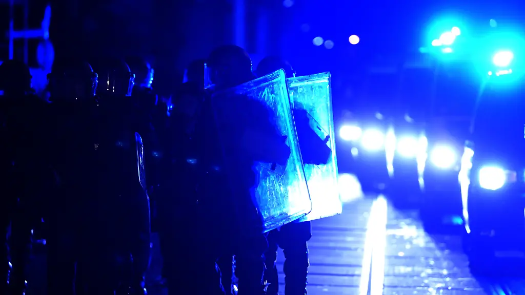 9c47f6f4021375bdb44f9ff603e3b126