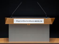 Berlin & Brandenburg: Umfrage: SPD und AfD in Berlin gleichauf - CDU führt