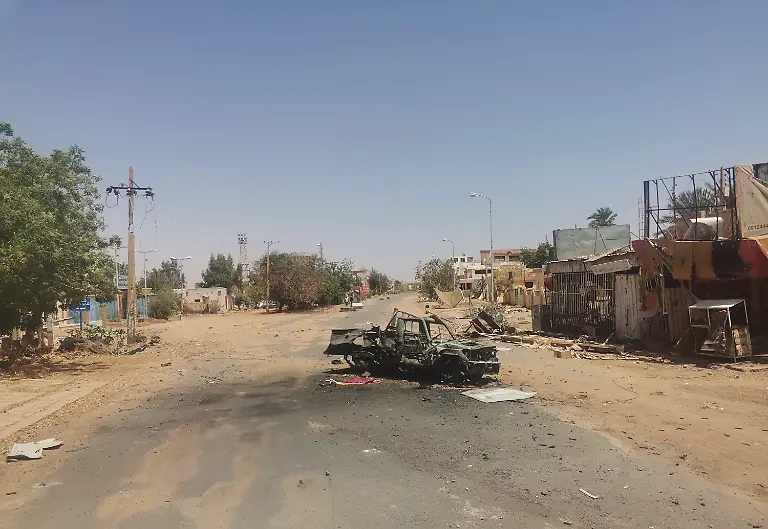 240315-OMDURMAN-March-15-2024-Xinhua-This-photo-taken-with-a-mobile-phone-on-March-13-2024-shows-the-Grand-Market-of-Omdurman-Sudan-The-Sudanese-Armed-Forces-SAF-has-recently-restored-control-of-the-market-which-had-been-controlled-by-the-paramilitary-Rapid-Support-Forces-RSF-since-the-war-broke-out-in-April-2023-The-raging-conflict-has-so-far-claimed-more-than-13-000-lives-in-Sudan-according-to-recent-estimates-by-the-UN-Office-for-the-Coordination-of-Humanitarian-Affairs