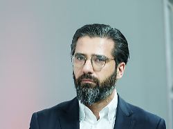 Hessen: Staatsanwaltschaft ermittelt gegen Ex-Staatssekretär Sönmez