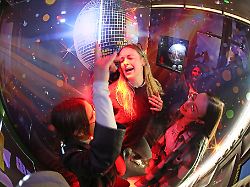 Sachsen-Anhalt: Disco-Kabine in Thale lädt zu kurzen Partys ein