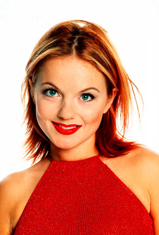 Geri-Halliwell-Spice-Girls-Photoshoot-October-1997-Copyright-xFAMOUS