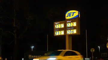 587751419