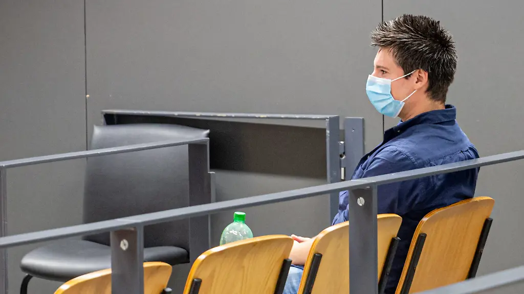 8e5415da9994d681711391327c65f2fc