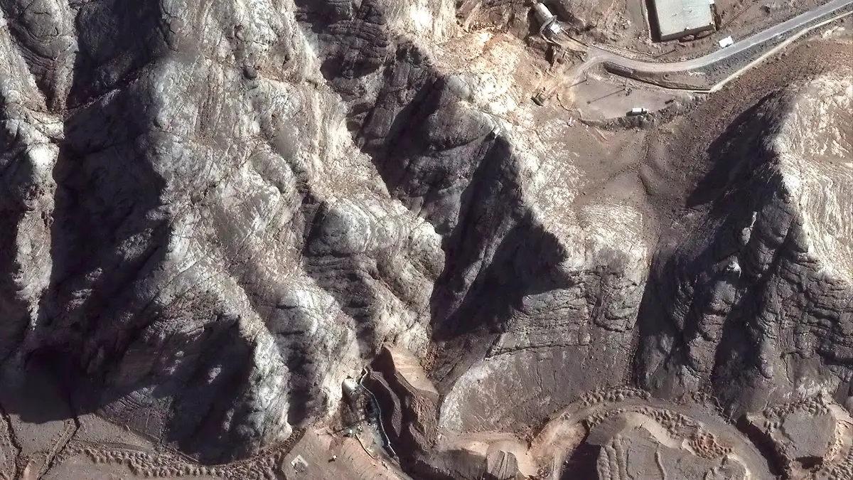 Großer Teil in Tunneln: Experten: Irans Atomprogramm ist zurückgeworfen - aber nicht vernichtet