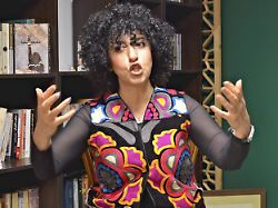 Herzinfarkt im Gefängnis: Iranische Nobelpreisträgerin Mohammadi offenbar in Lebensgefahr