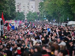 Berlin & Brandenburg: "1. Mai Eskalation" - aggressive Videos zur Demonstration