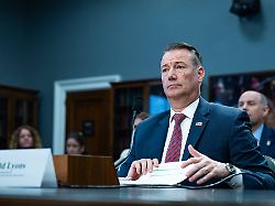 "Hatte Schlüsselrolle": Direktor der Einwanderungsbehörde ICE gibt Posten auf